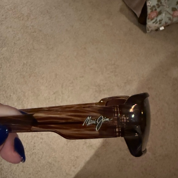 Maui Jim Brown Sunglasses - Picture 2 of 4